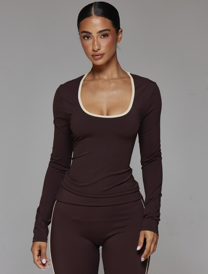 Long Sleeve Fitted Active Top - brown